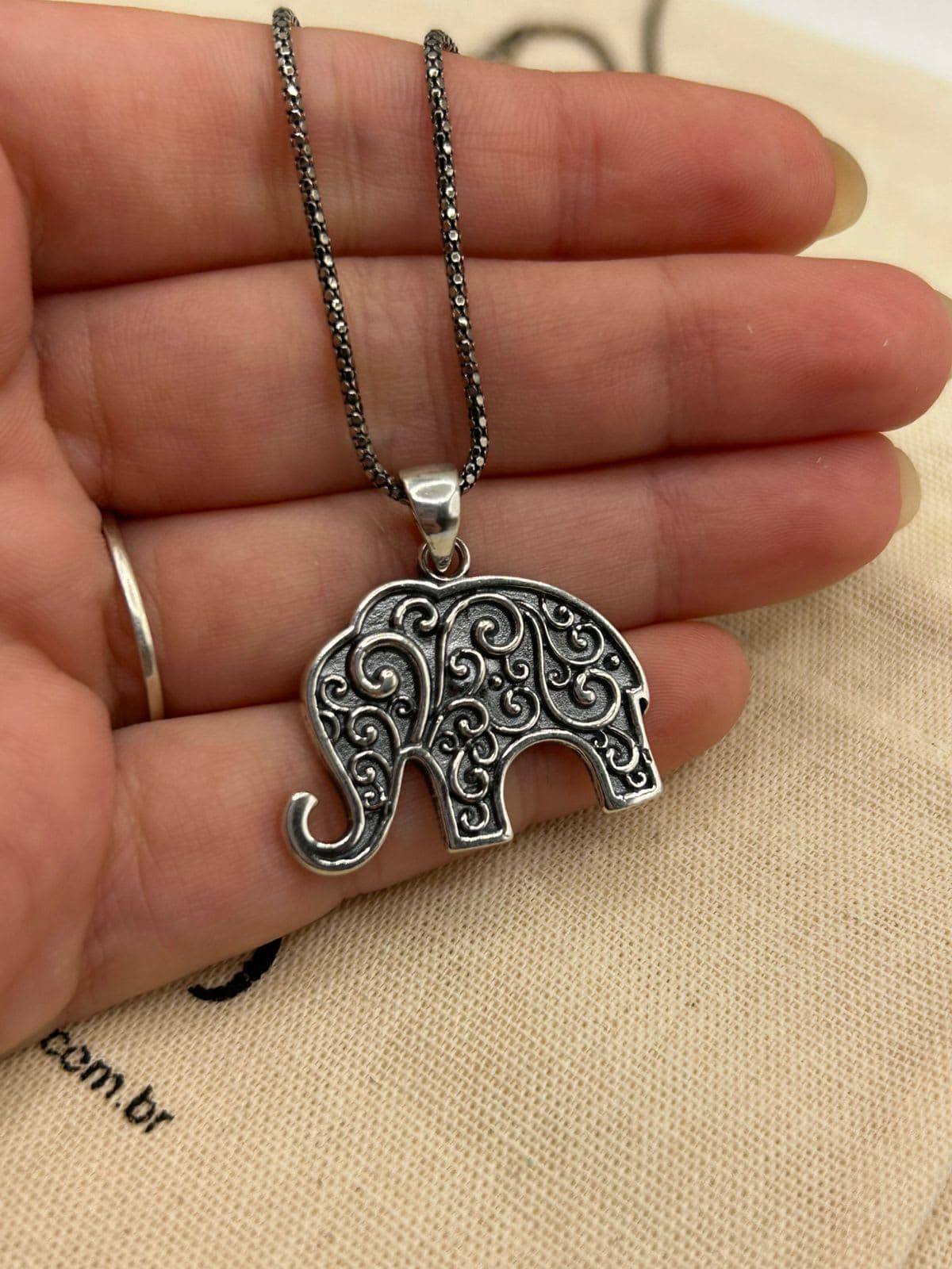 Pingente Elefante Balinês