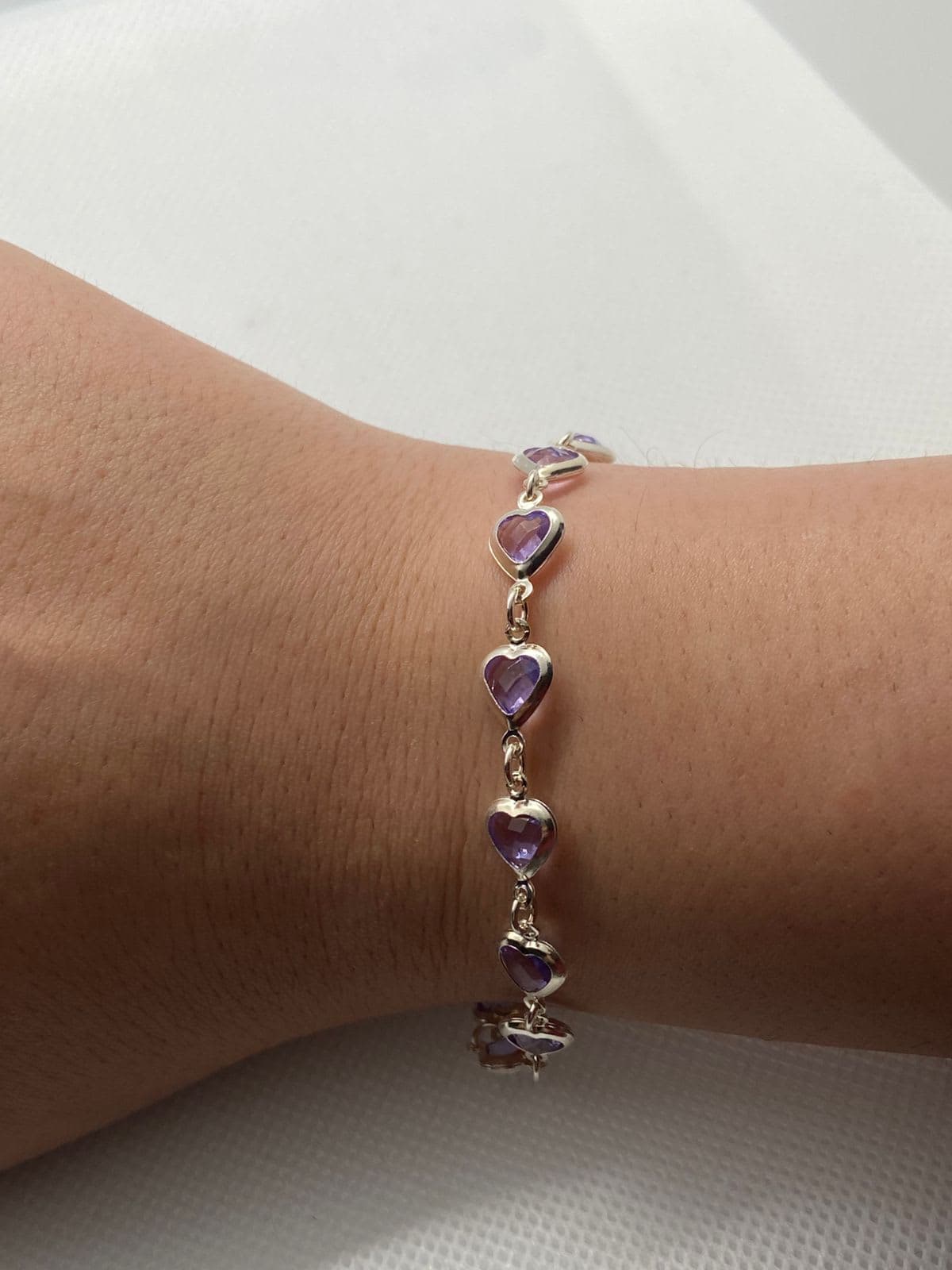 Pulseira delicada com Cristais Lilás