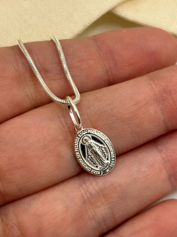 Pingente Mini Medalha Nossa Senhora das Graças 1cm