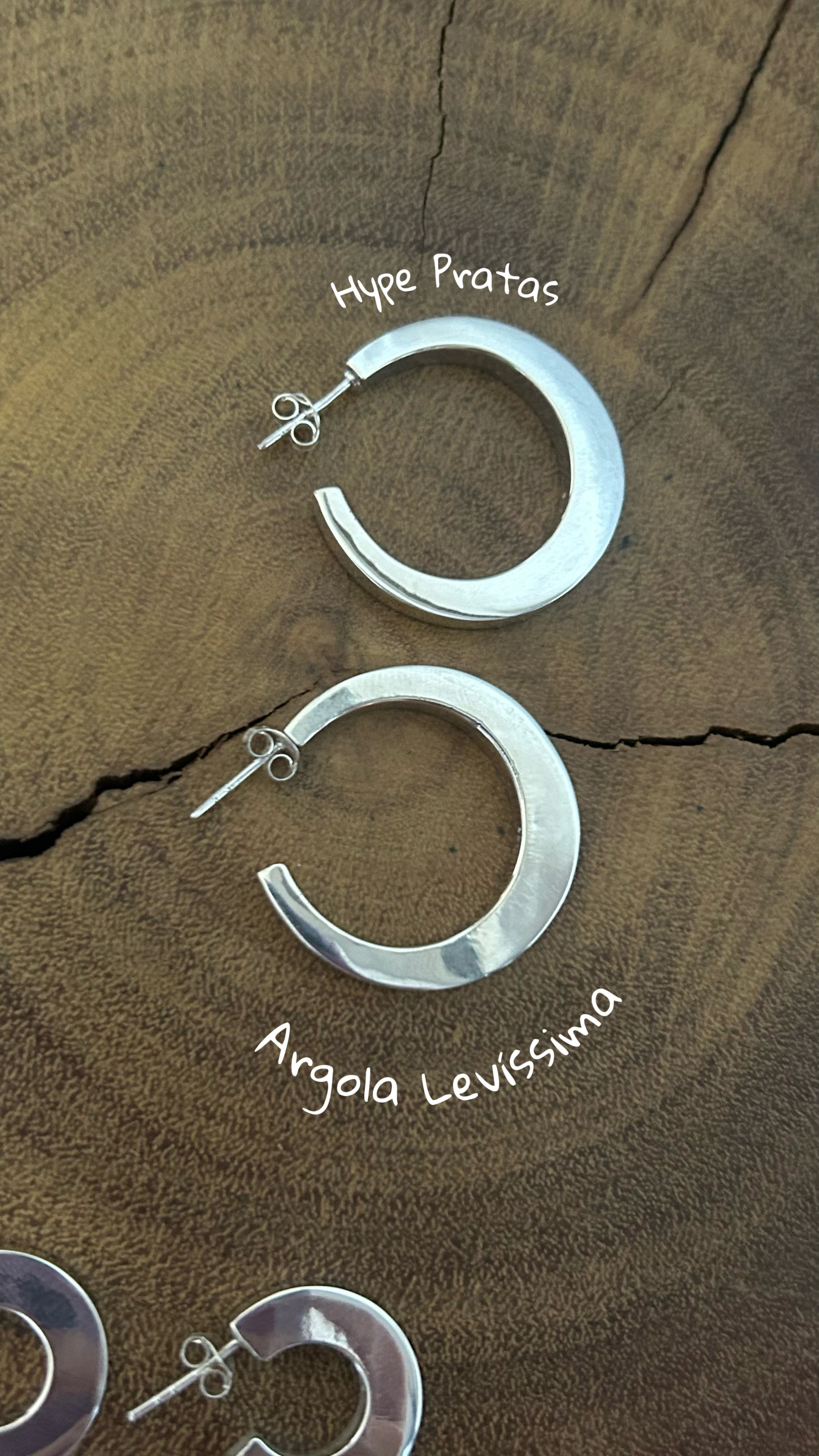 Argola leve lisa prata 925 (M - 3,0 cm/0,3 mm)  