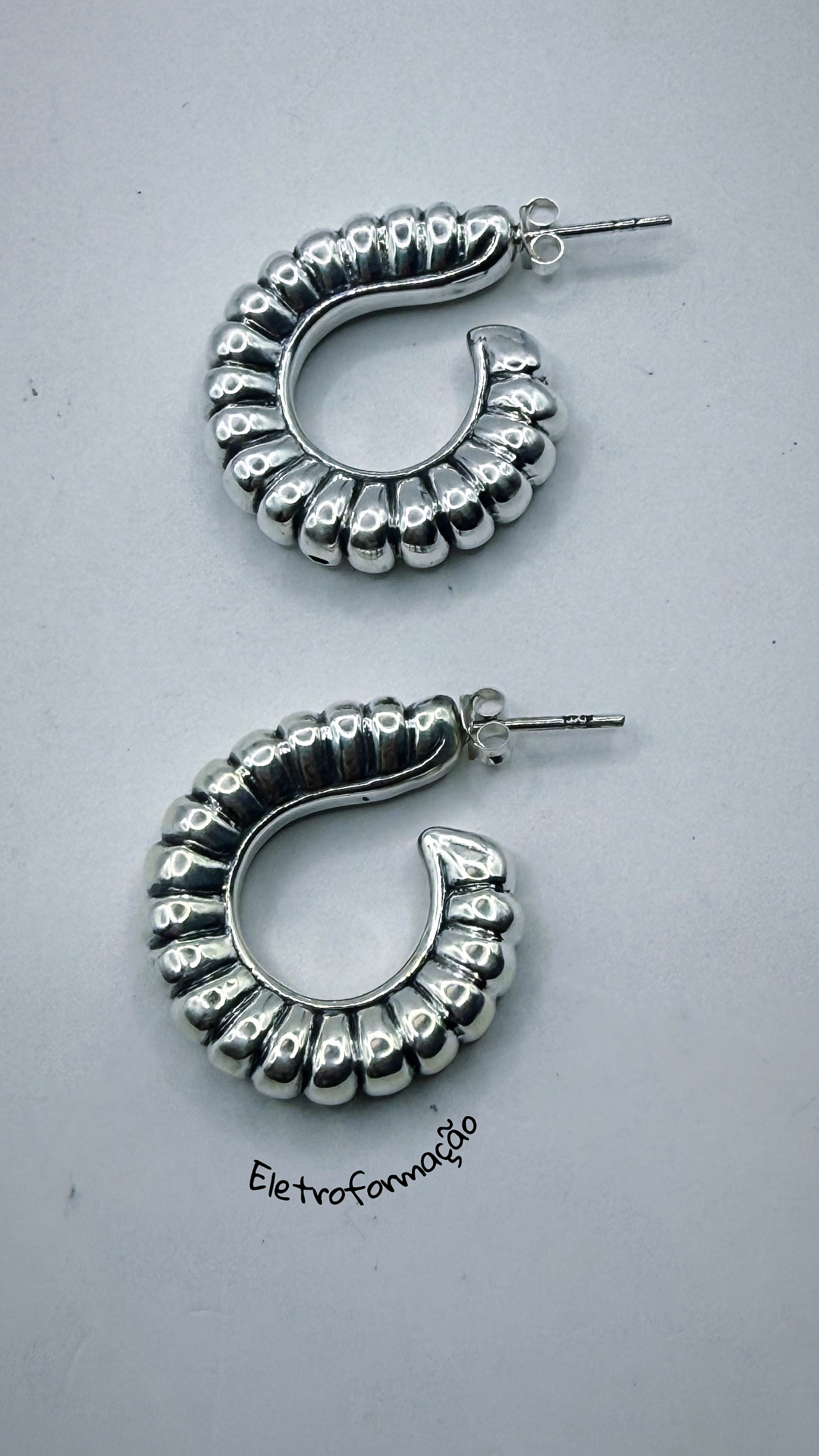 Brinco argola ondas eletroformação prata 925 (M)  
