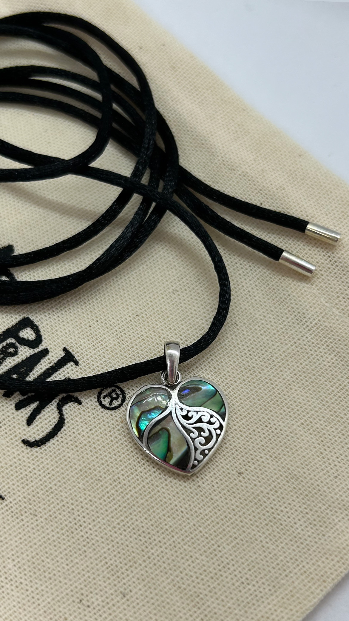 Pingente coração abalone balinês prata 925  