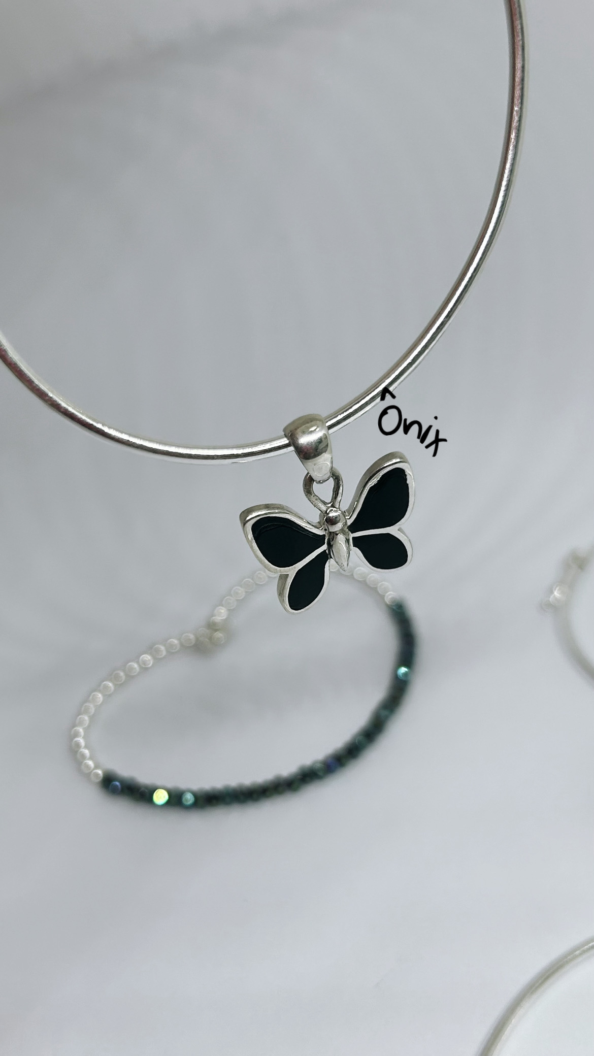 Pingente borboleta ônix balinês prata 925