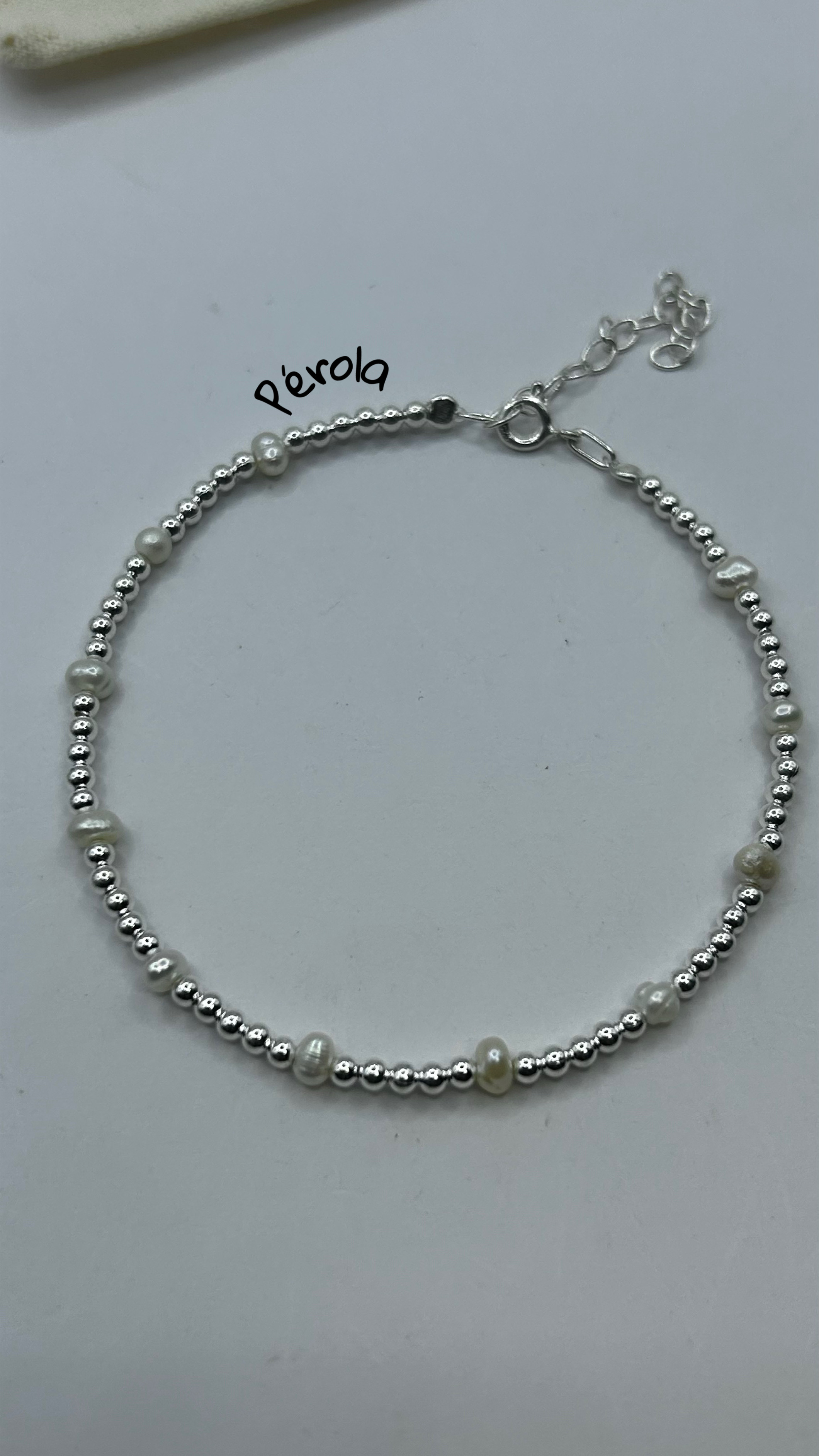 Pulseira pérola com bolinhas em prata 925 (19 + 5 cm)